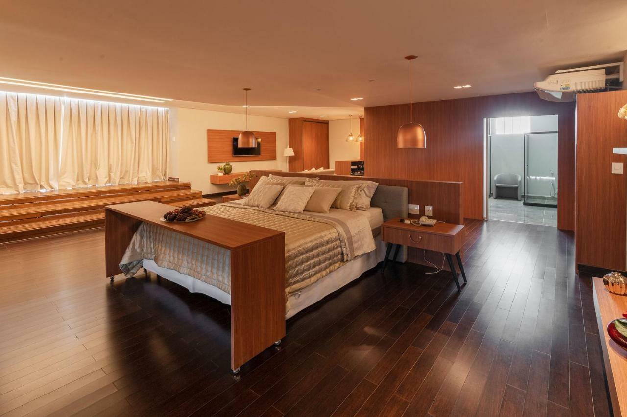 Hotel Tryp By Wyndham Cafe Royal 4*